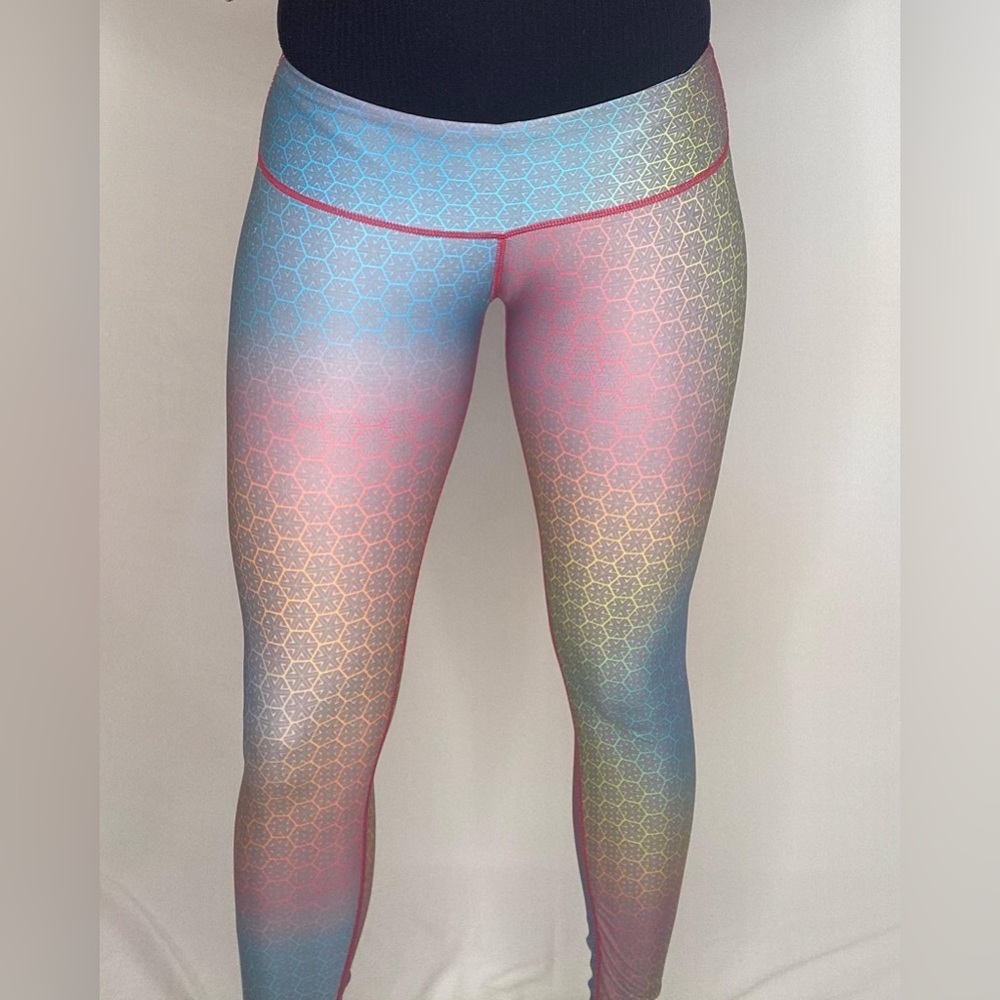 Rainbow geometric pattern leggings